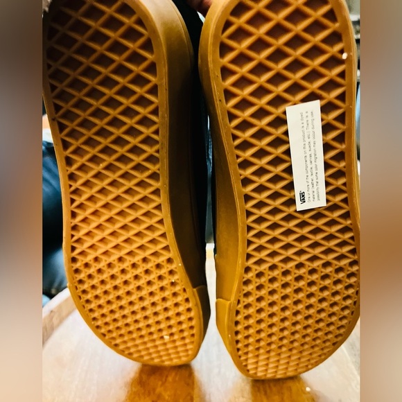 VANS Sk8-low Premium Leather Shoes (black/gum) size 13 men’s New 👈🏻 - Picture 12 of 13
